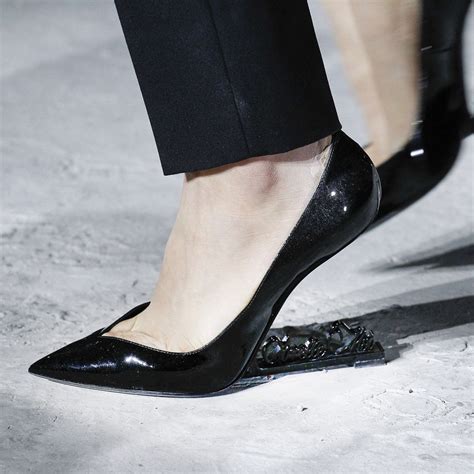 no heeks shoes ysl.jpg